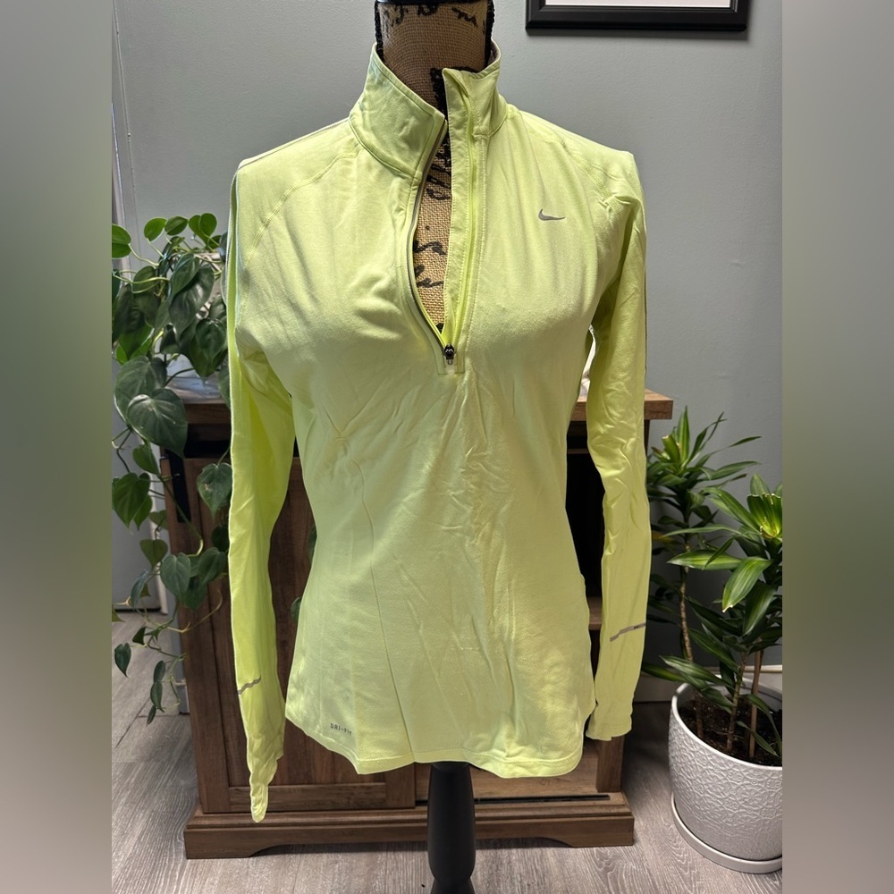 Nike Element dri fit fluorescent yellow 1/2 zip up running top. Size M.